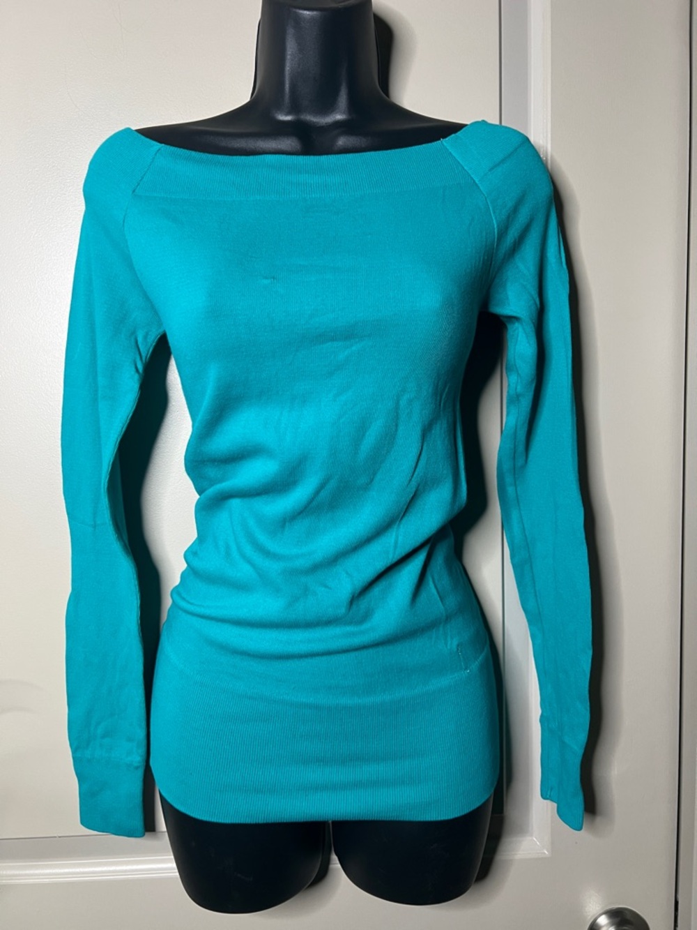 Off-Shoulder Long Sleeve Women's Top in Teal
